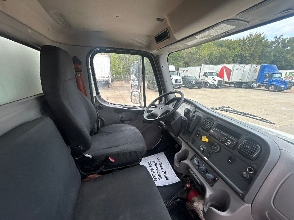 Medium Duty Box Truck-Light and Medium Duty Trucks-Freightliner-2020-M2-Memphis-TN-224,328\n\t\tmiles-$ 40,500 - Image 22