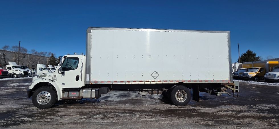 Medium Duty Box Truck-Light and Medium Duty Trucks-Freightliner-2020-M2-Middlefield-OH-238,391\n\t\tmiles-$ 40,500 - Image 4