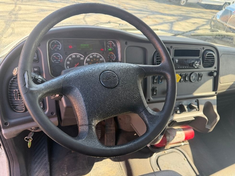 Medium Duty Box Truck-Light and Medium Duty Trucks-Freightliner-2020-M2-Middlefield-OH-261,890\n\t\tmiles-$ 43,250 - Image 13