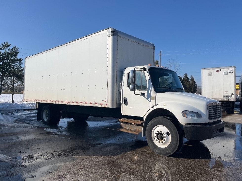 Medium Duty Box Truck-Light and Medium Duty Trucks-Freightliner-2020-M2-Middlefield-OH-261,890\n\t\tmiles-$ 46,250 - Image 1
