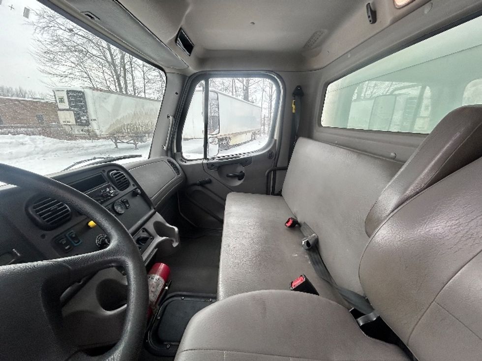 Medium Duty Box Truck-Light and Medium Duty Trucks-Freightliner-2020-M2-Middlefield-OH-261,890\n\t\tmiles-$ 46,250 - Image 15