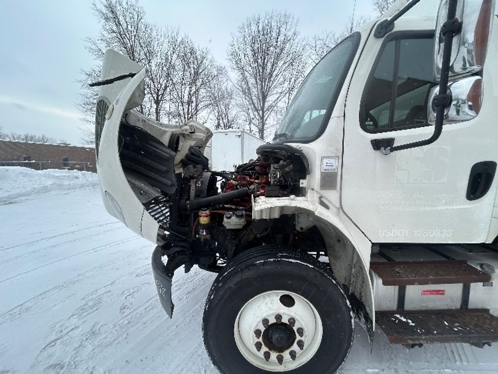 Medium Duty Box Truck-Light and Medium Duty Trucks-Freightliner-2020-M2-Middlefield-OH-261,890\n\t\tmiles-$ 46,250 - Image 20