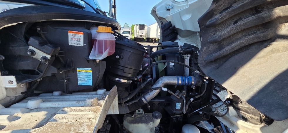 Medium Duty Box Truck-Light and Medium Duty Trucks-Freightliner-2020-M2-Middlefield-OH-285,206\n\t\tmiles-$ 26,250 - Image 21