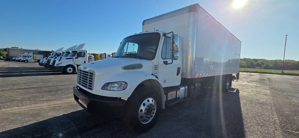 Medium Duty Box Truck-Light and Medium Duty Trucks-Freightliner-2020-M2-Middlefield-OH-285,206\n\t\tmiles-$ 26,250 - Image 3