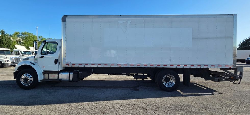 Medium Duty Box Truck-Light and Medium Duty Trucks-Freightliner-2020-M2-Middlefield-OH-285,206\n\t\tmiles-$ 26,250 - Image 4