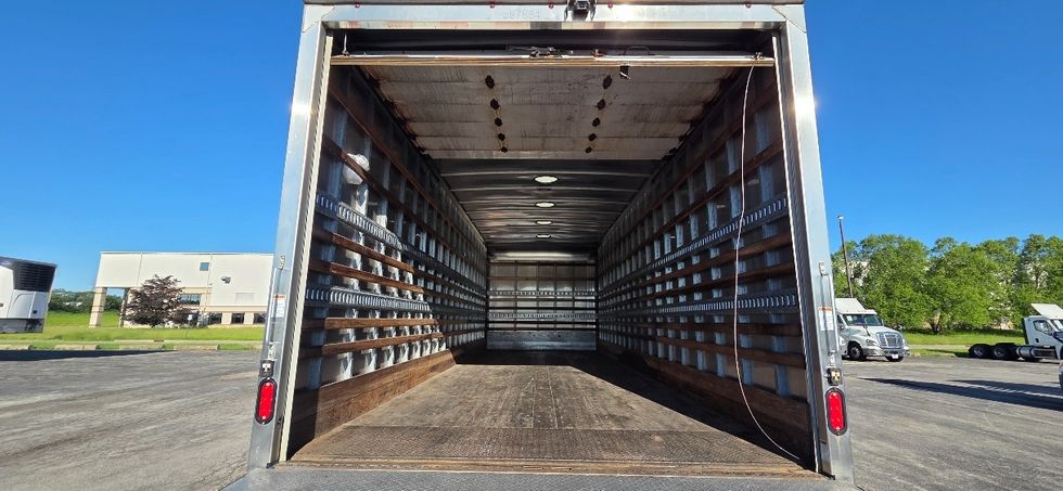 Medium Duty Box Truck-Light and Medium Duty Trucks-Freightliner-2020-M2-Middlefield-OH-285,206\n\t\tmiles-$ 26,250 - Image 8