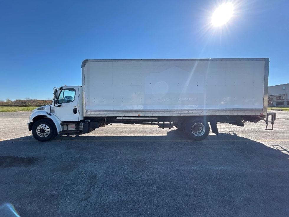 Medium Duty Box Truck-Light and Medium Duty Trucks-Freightliner-2020-M2-Middlefield-OH-292,400\n\t\tmiles-$ 32,250 - Image 4