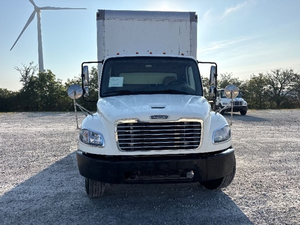 Medium Duty Box Truck-Light and Medium Duty Trucks-Freightliner-2020-M2-Middlefield-OH-310,429\n\t\tmiles-$ 32,500 - Image 2
