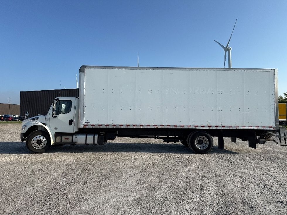 Medium Duty Box Truck-Light and Medium Duty Trucks-Freightliner-2020-M2-Middlefield-OH-310,429\n\t\tmiles-$ 32,500 - Image 4