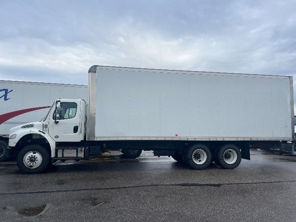 Medium Duty Box Truck-Light and Medium Duty Trucks-Freightliner-2020-M2-Middlefield-OH-35,027\n\t\tmiles-$ 68,250 - Image 4