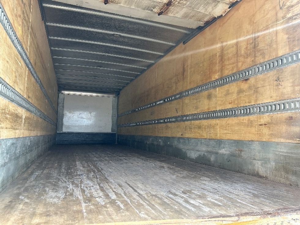 Medium Duty Box Truck-Light and Medium Duty Trucks-Freightliner-2020-M2-Middlefield-OH-372,062\n\t\tmiles-$ 23,000 - Image 12