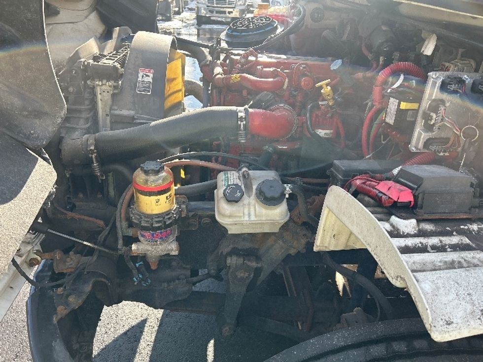 Medium Duty Box Truck-Light and Medium Duty Trucks-Freightliner-2020-M2-Middlefield-OH-372,062\n\t\tmiles-$ 23,000 - Image 24