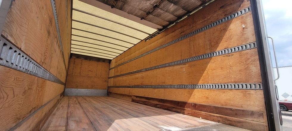 Medium Duty Box Truck-Light and Medium Duty Trucks-Freightliner-2020-M2-Middlefield-OH-381,490\n\t\tmiles-$ 23,000 - Image 11