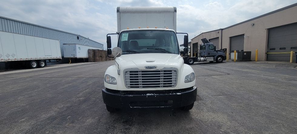 Medium Duty Box Truck-Light and Medium Duty Trucks-Freightliner-2020-M2-Middlefield-OH-381,490\n\t\tmiles-$ 23,000 - Image 2
