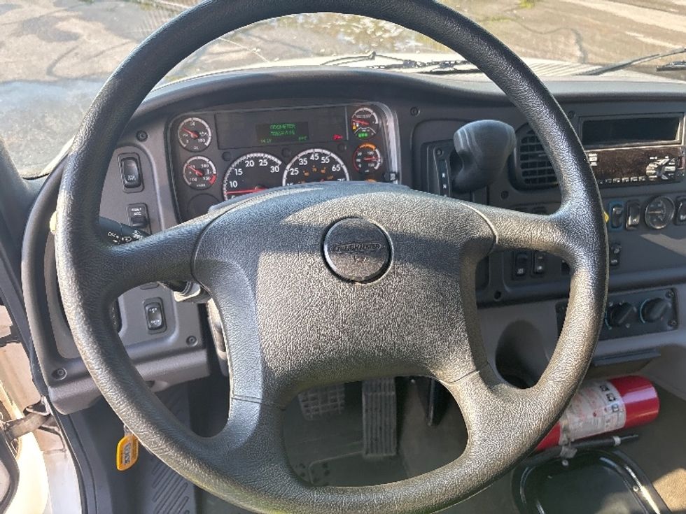 Medium Duty Box Truck-Light and Medium Duty Trucks-Freightliner-2020-M2-Middlefield-OH-58,558\n\t\tmiles-$ 64,750 - Image 18