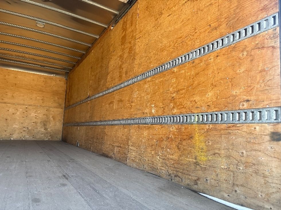 Medium Duty Box Truck-Light and Medium Duty Trucks-Freightliner-2020-M2-Middlefield-OH-78,881\n\t\tmiles-$ 61,500 - Image 12