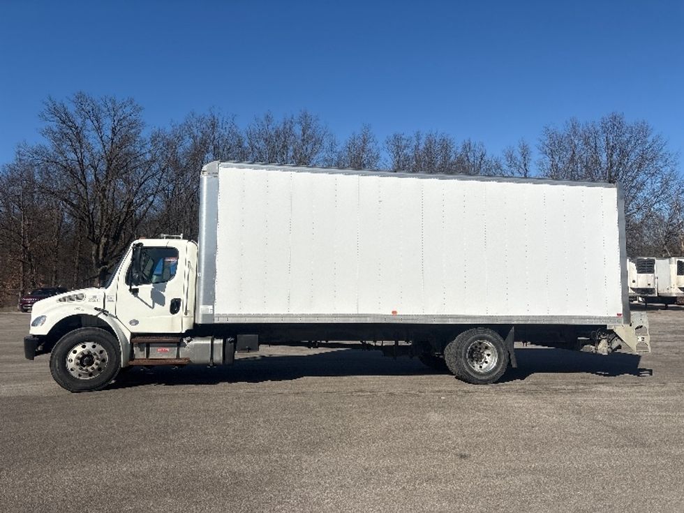Medium Duty Box Truck-Light and Medium Duty Trucks-Freightliner-2020-M2-Middlefield-OH-78,881\n\t\tmiles-$ 61,500 - Image 4