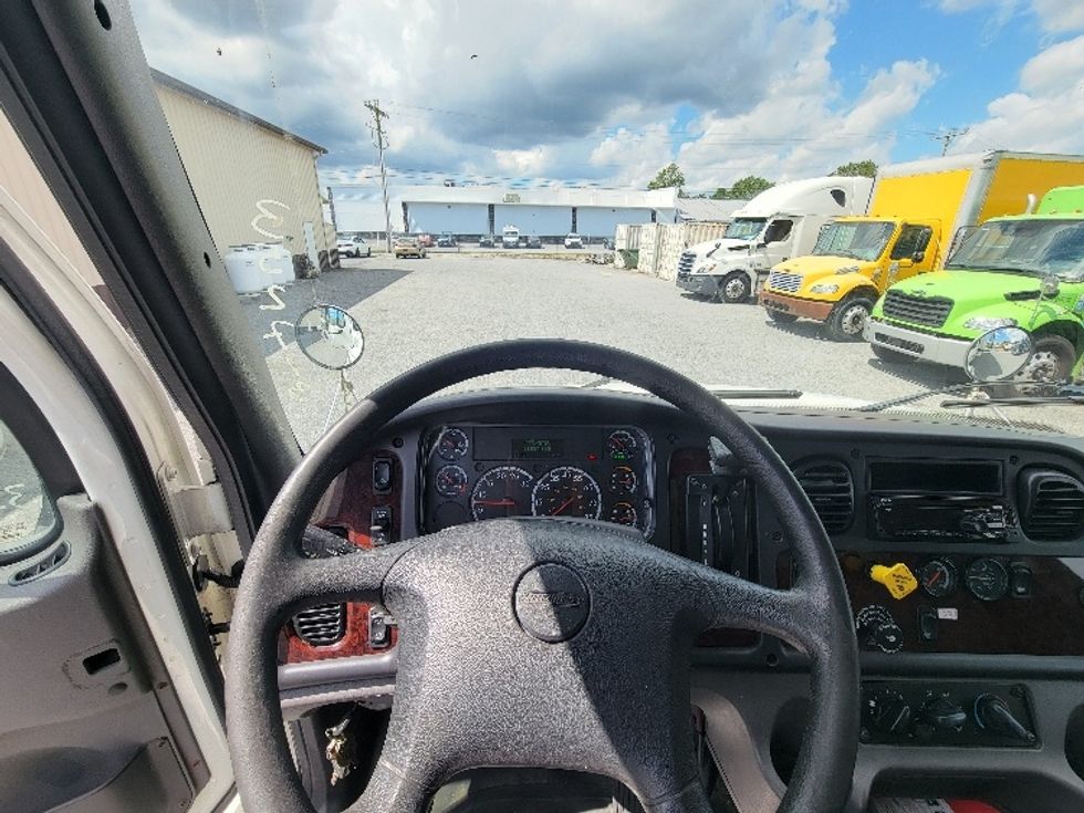 Medium Duty Box Truck-Light and Medium Duty Trucks-Freightliner-2020-M2-Milford-DE-233,888\n\t\tmiles-$ 39,500 - Image 18
