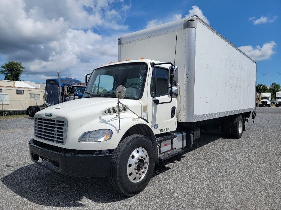 Medium Duty Box Truck-Light and Medium Duty Trucks-Freightliner-2020-M2-Milford-DE-233,888\n\t\tmiles-$ 39,500 - Image 3