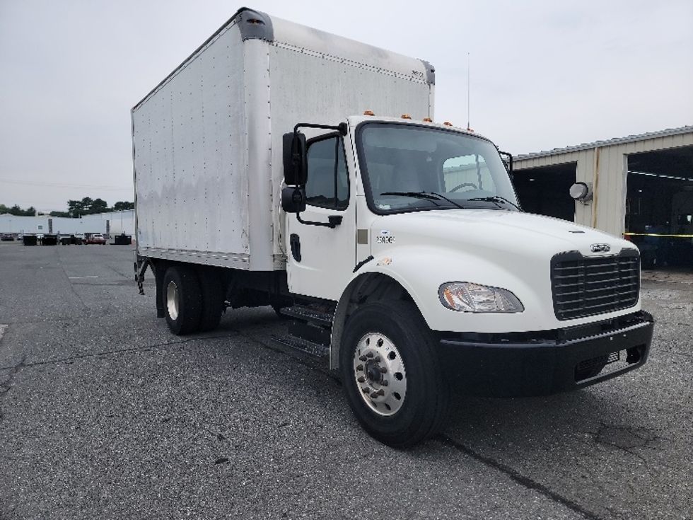 Medium Duty Box Truck-Light and Medium Duty Trucks-Freightliner-2020-M2-Milford-DE-28,091\n\t\tmiles-$ 55,500 - Image 1