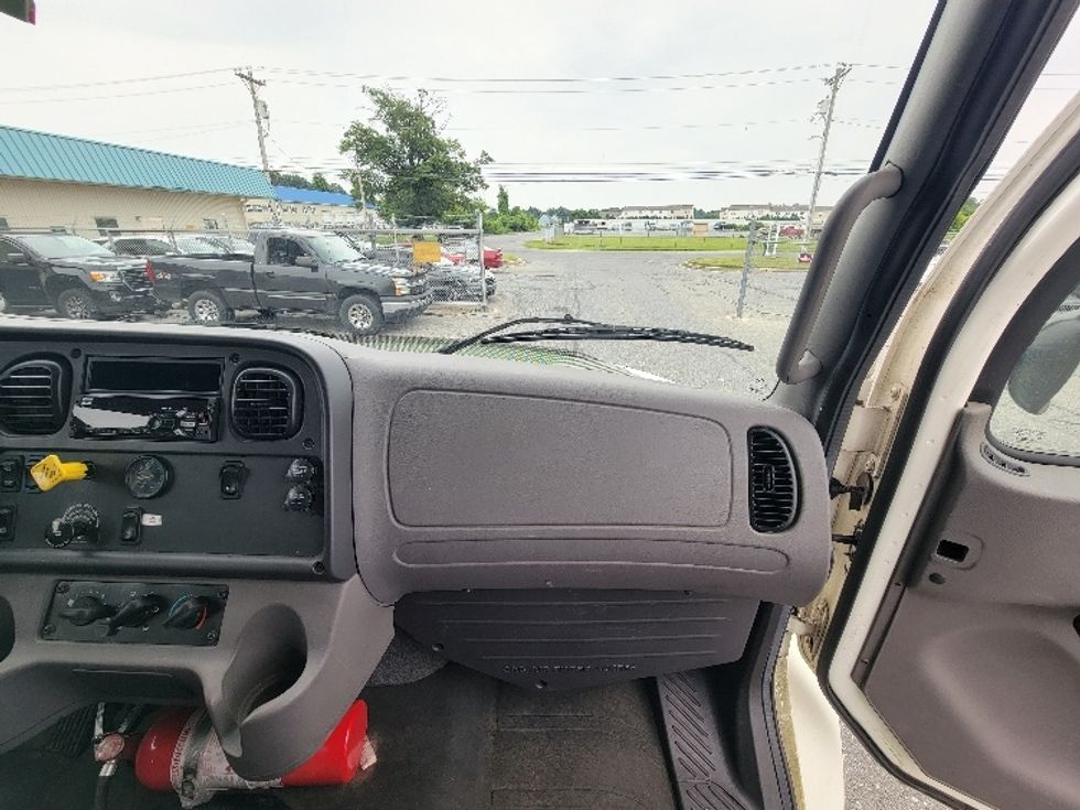 Medium Duty Box Truck-Light and Medium Duty Trucks-Freightliner-2020-M2-Milford-DE-28,091\n\t\tmiles-$ 55,500 - Image 21