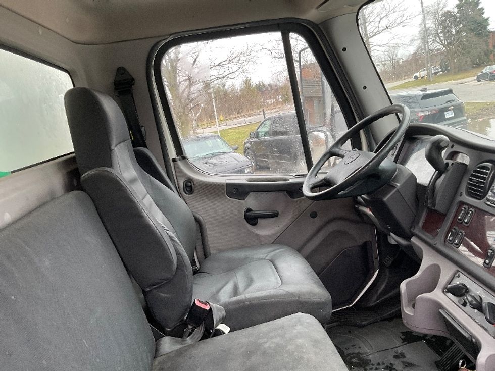 Medium Duty Box Truck-Light and Medium Duty Trucks-Freightliner-2020-M2-Mississauga-ON-112,984\n\t\tkm-$ 79,500 - Image 22