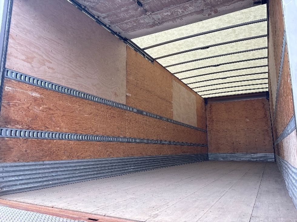 Medium Duty Box Truck-Light and Medium Duty Trucks-Freightliner-2020-M2-Mississauga-ON-161,165\n\t\tkm-$ 74,000 - Image 11