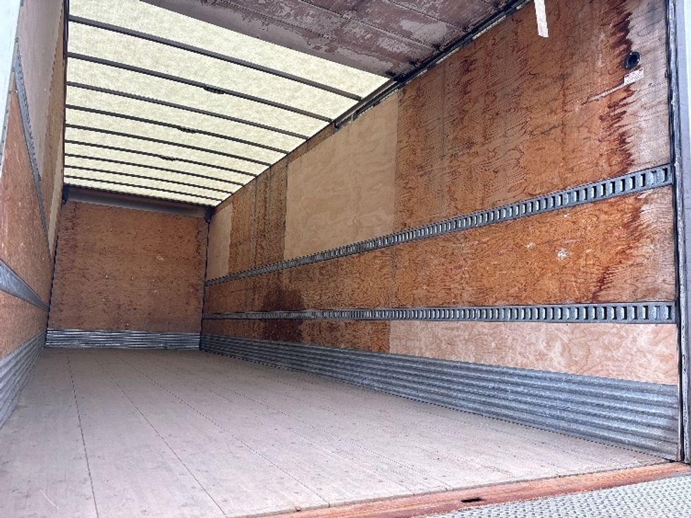 Medium Duty Box Truck-Light and Medium Duty Trucks-Freightliner-2020-M2-Mississauga-ON-161,165\n\t\tkm-$ 74,000 - Image 12