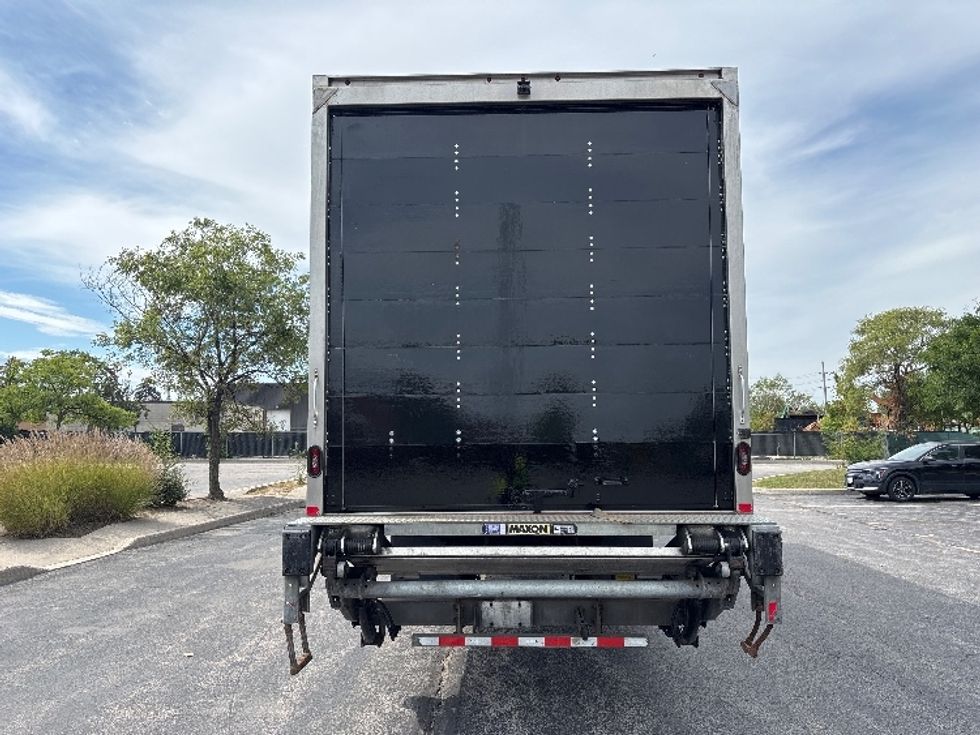 Medium Duty Box Truck-Light and Medium Duty Trucks-Freightliner-2020-M2-Mississauga-ON-161,165\n\t\tkm-$ 74,000 - Image 7