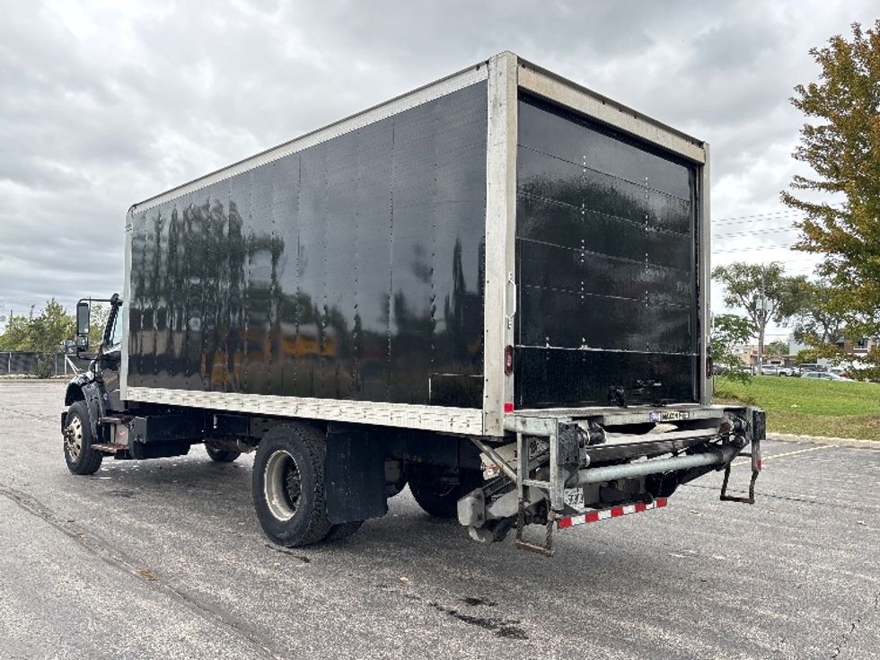 Medium Duty Box Truck-Light and Medium Duty Trucks-Freightliner-2020-M2-Mississauga-ON-161,588\n\t\tkm-$ 67,750 - Image 6
