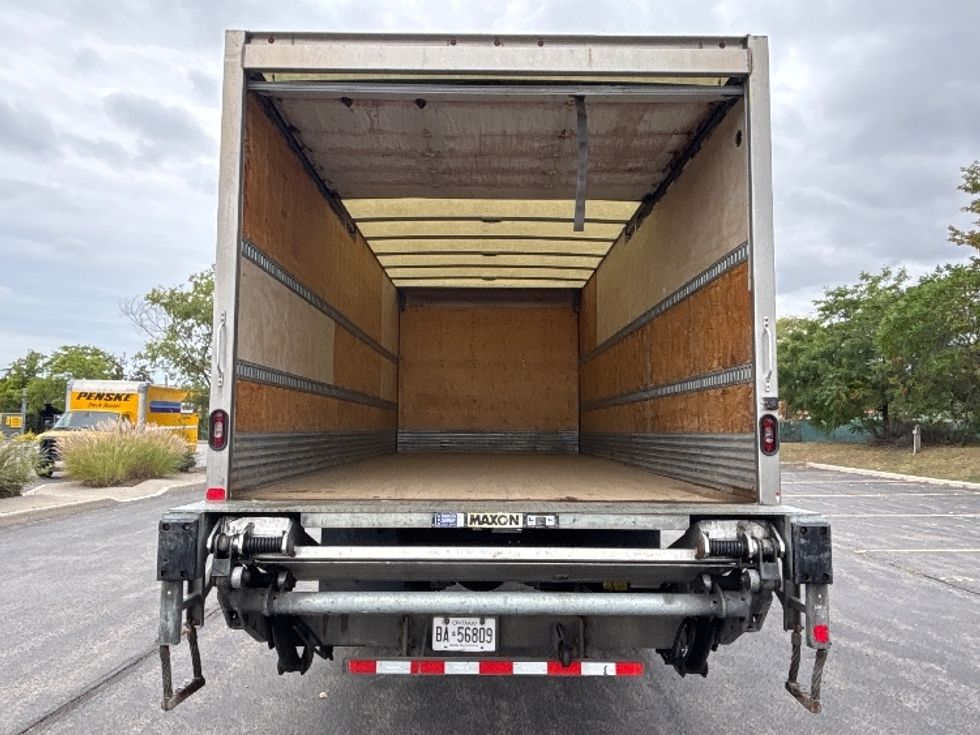 Medium Duty Box Truck-Light and Medium Duty Trucks-Freightliner-2020-M2-Mississauga-ON-161,588\n\t\tkm-$ 67,750 - Image 8