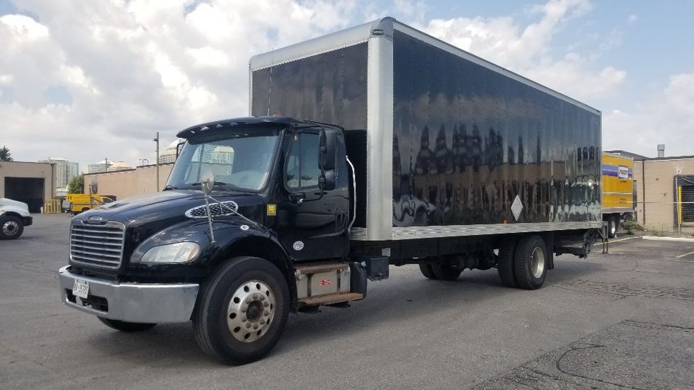 Medium Duty Box Truck-Light and Medium Duty Trucks-Freightliner-2020-M2-Mississauga-ON-192,090\n\t\tkm-$ 72,250 - Image 3