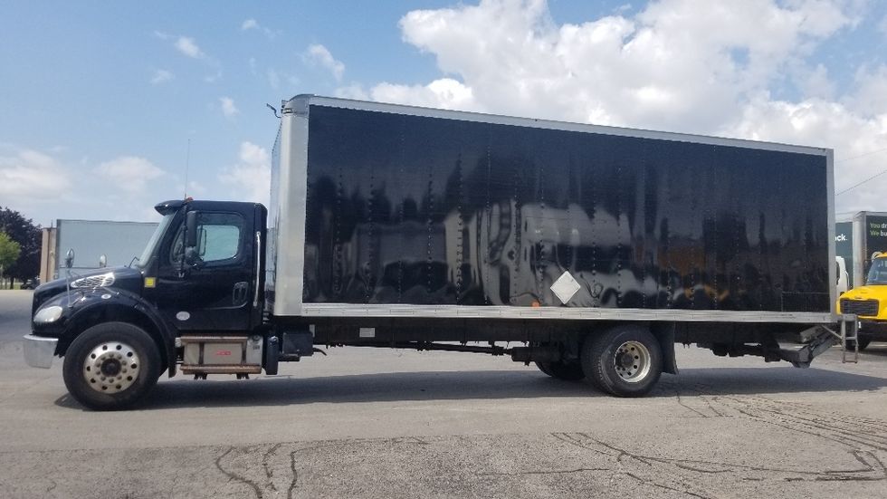 Medium Duty Box Truck-Light and Medium Duty Trucks-Freightliner-2020-M2-Mississauga-ON-192,090\n\t\tkm-$ 72,250 - Image 4