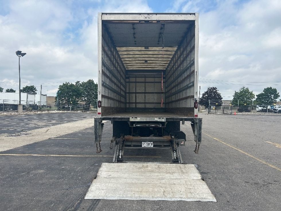 Medium Duty Box Truck-Light and Medium Duty Trucks-Freightliner-2020-M2-Mississauga-ON-211,282\n\t\tkm-$ 69,000 - Image 9