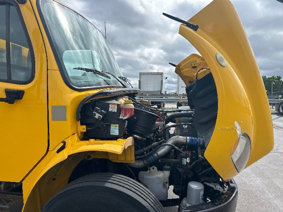 Medium Duty Box Truck-Light and Medium Duty Trucks-Freightliner-2020-M2-Mississauga-ON-234,798\n\t\tkm-$ 64,500 - Image 23