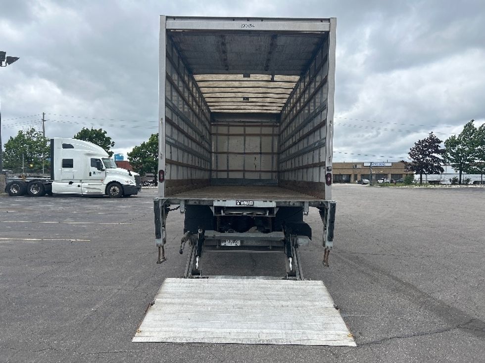Medium Duty Box Truck-Light and Medium Duty Trucks-Freightliner-2020-M2-Mississauga-ON-234,798\n\t\tkm-$ 64,500 - Image 9