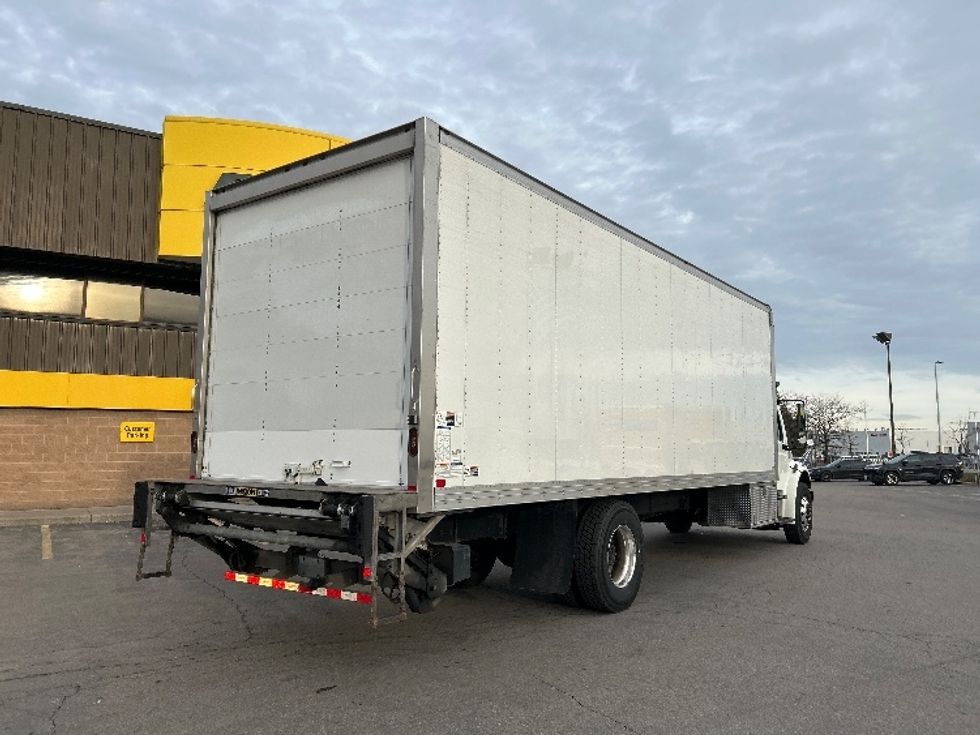 Medium Duty Box Truck-Light and Medium Duty Trucks-Freightliner-2020-M2-Mississauga-ON-235,779\n\t\tkm-$ 74,000 - Image 13