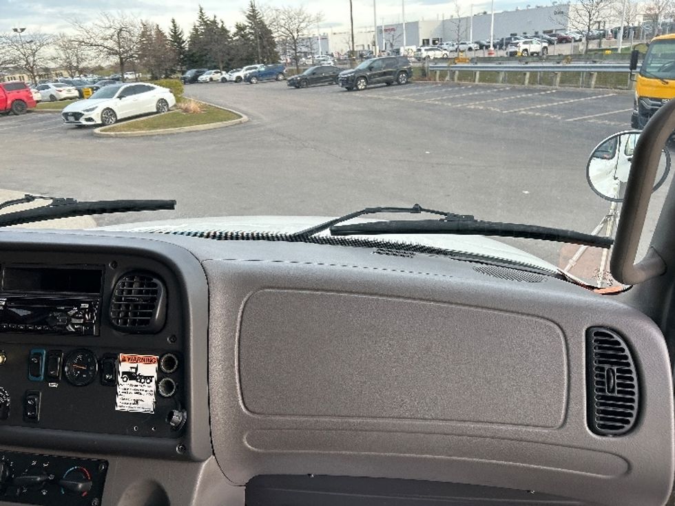 Medium Duty Box Truck-Light and Medium Duty Trucks-Freightliner-2020-M2-Mississauga-ON-235,779\n\t\tkm-$ 74,000 - Image 21