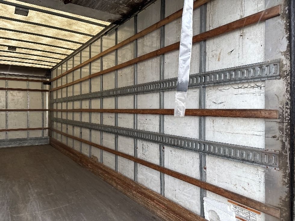 Medium Duty Box Truck-Light and Medium Duty Trucks-Freightliner-2020-M2-Mississauga-ON-329,110\n\t\tkm-$ 63,750 - Image 12