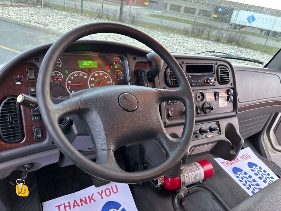 Medium Duty Box Truck-Light and Medium Duty Trucks-Freightliner-2020-M2-Mississauga-ON-329,110\n\t\tkm-$ 63,750 - Image 17