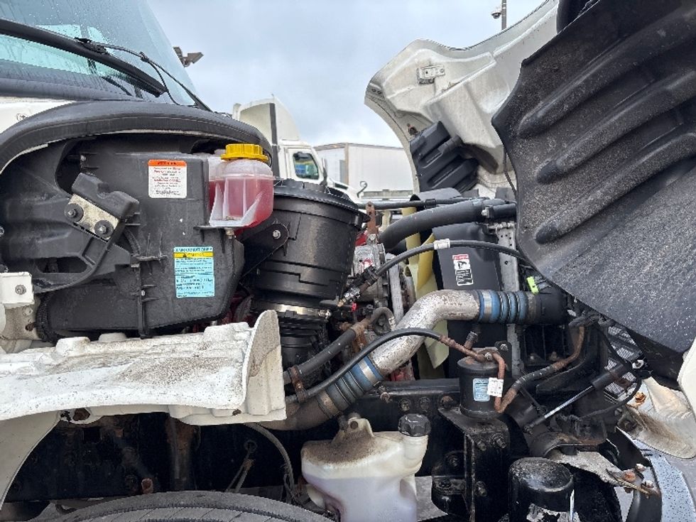 Medium Duty Box Truck-Light and Medium Duty Trucks-Freightliner-2020-M2-Mississauga-ON-329,110\n\t\tkm-$ 63,750 - Image 23