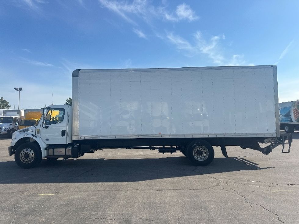2020 Freightliner M2 106 Medium Duty photo 4