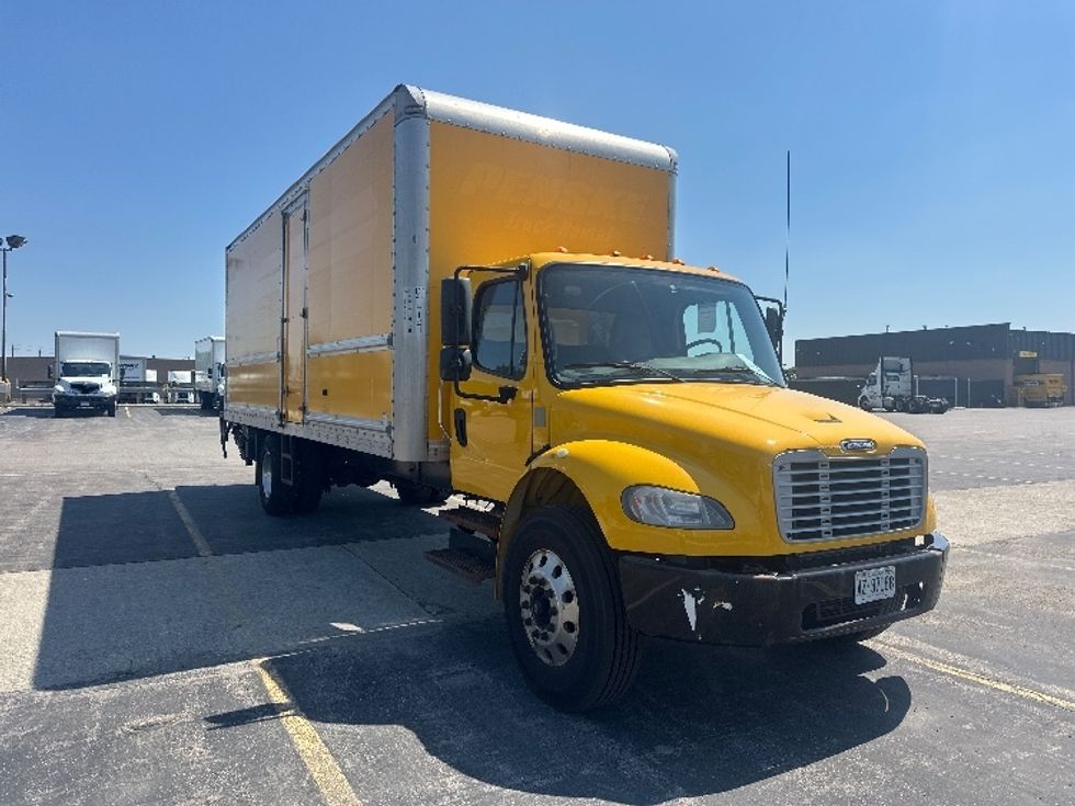 Medium Duty Box Truck-Light and Medium Duty Trucks-Freightliner-2020-M2-Mississauga-ON-389,624\n\t\tkm-$ 41,750 - Image 1