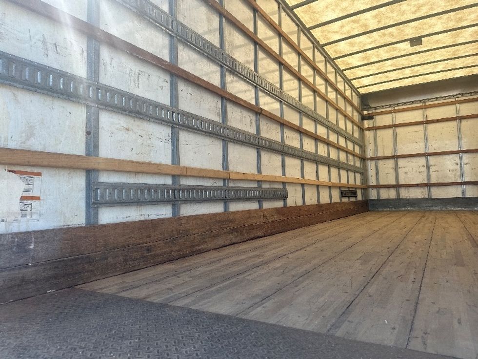 Medium Duty Box Truck-Light and Medium Duty Trucks-Freightliner-2020-M2-Mississauga-ON-389,624\n\t\tkm-$ 41,750 - Image 11