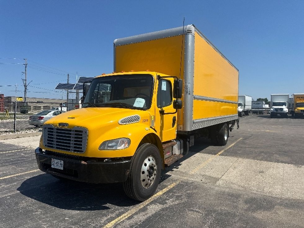 Medium Duty Box Truck-Light and Medium Duty Trucks-Freightliner-2020-M2-Mississauga-ON-389,624\n\t\tkm-$ 41,750 - Image 3