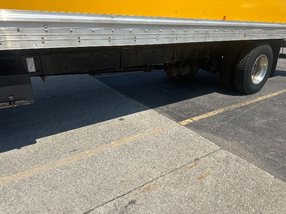 Medium Duty Box Truck-Light and Medium Duty Trucks-Freightliner-2020-M2-Mississauga-ON-389,624\n\t\tkm-$ 41,750 - Image 5
