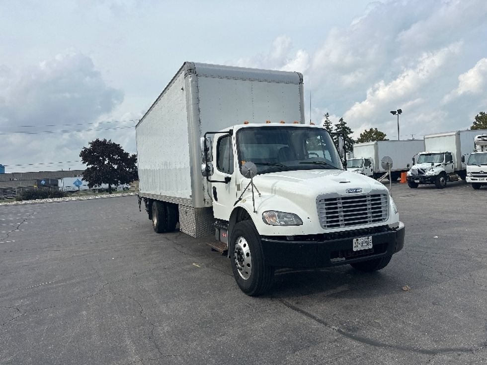 Medium Duty Box Truck-Light and Medium Duty Trucks-Freightliner-2020-M2-Mississauga-ON-393,446\n\t\tkm-$ 42,500 - Image 1