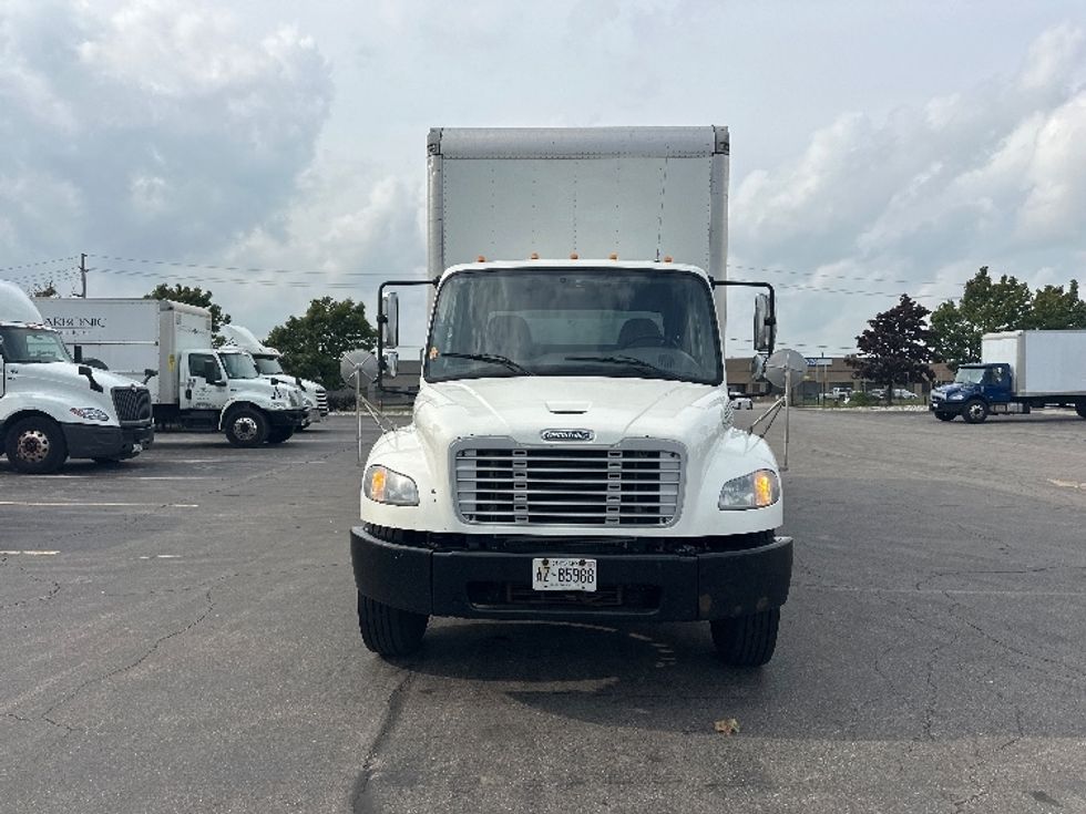 Medium Duty Box Truck-Light and Medium Duty Trucks-Freightliner-2020-M2-Mississauga-ON-393,446\n\t\tkm-$ 42,500 - Image 2