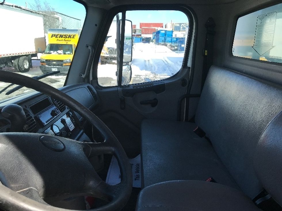 Medium Duty Box Truck-Light and Medium Duty Trucks-Freightliner-2020-M2-Mississauga-ON-485,077\n\t\tkm-$ 43,500 - Image 16