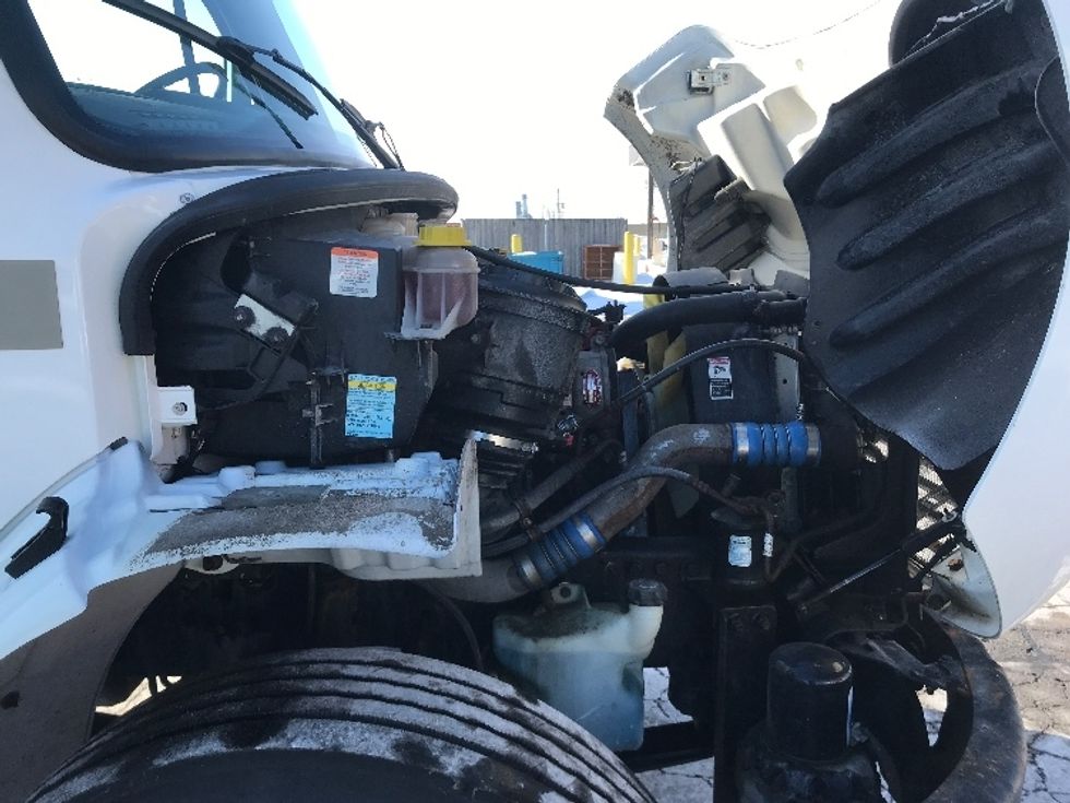 Medium Duty Box Truck-Light and Medium Duty Trucks-Freightliner-2020-M2-Mississauga-ON-485,077\n\t\tkm-$ 43,500 - Image 20